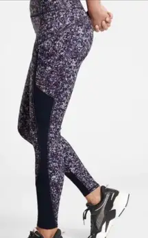 Athleta Leggings Womens Medium‎ Petite Purple Rainer Printed Mesh Tight