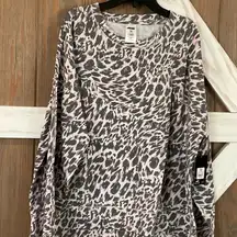 Animal print top by Avia. Size XXL. P2P 27”, length 24 1/2”