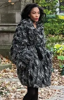 Vintage 70's | M | Ostrich Feather Coat Luxury Mid Length Glam Statement Chic