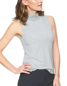 Athleta Industry Tank Top Womens Medium Grey Heather Sleeveless Athleisure Top