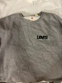 Levi’s Crew Neck