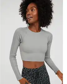 OFFLINE By Aerie Big Chill Seamless Long Sleeve T-Shirt stone gray color small