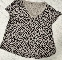 Torrid Pink and Grey Leopard Tee Plus Sz 1X or 14/16