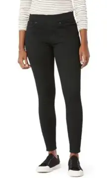 Levi Strauss Signature Gold Totally Shaping Black Pull-on Skinny Jeans 2 Short