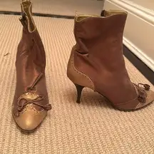 Giuseppe Zanotti 39.5 euc gold bronze hot heeled boots 9