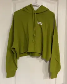 Brand New Levi’s  Spilt Pea Prism‎ Crop Pullover Hoodie For Women Size Medium