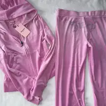 NWT Juicy Couture Light Pink ‘Floral Bloom’ Rhinestone Velour Set