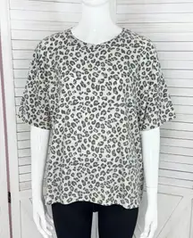 Quiet Storm Leopard Print Knit Short Sleeve T Shirt Beige Black Small