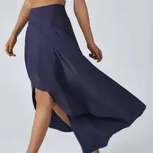 NWT Halara navy Breezefu High Waisted High Low Ruffle 2-in-1 Flowy Maxi Skirt