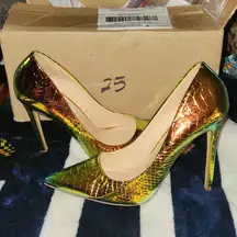 CHAMELEON EYESNATCHER PUMPS size 7.5