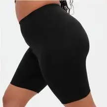 Girlfriend Collective Black High-Rise Pocket Bike Short