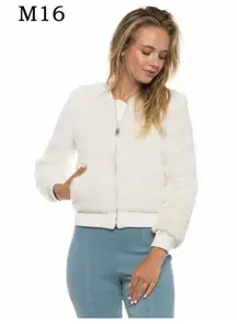 Iris White fuzzy zip up