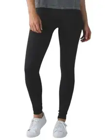 Lululemon  Zone In Compression Seamless Tights in Black Size 2 RARE