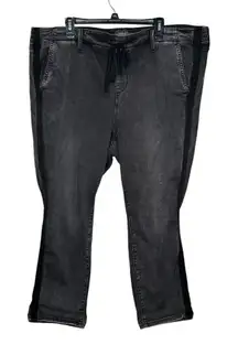 Torrid Women's Jeans Black Piping Elastic Waist High-Rise Straight‎ Leg Denim 35