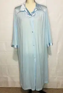Vintage Vanity Fair Light Blue Robe Embroidered Button Down Nylon Plus Sz Medium