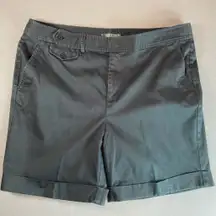 Lauren Ralph Lauren Cotton Black Shorts with Cuff Size 16$‎