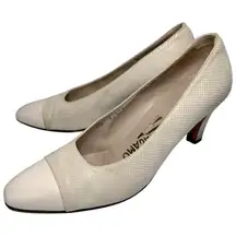 Salvatore Ferragamo Vintage Women’s Size 8 Romantica Gray Slip On Shoes Pumps