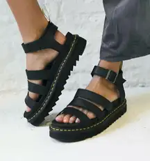 Dr Martens Doc Blaire black platform gladiator sandals black leather size 9 EUC
