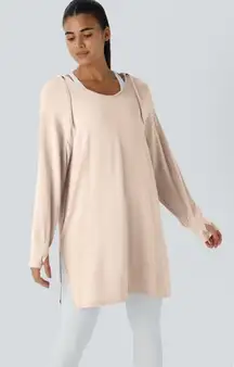 NWOT HALARA Long Sleeve Hoodie lightweight modern oversized size M. Stretch soft