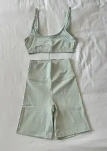 Aritzia TNA Set