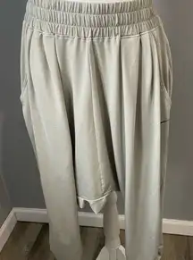 Nike Avant Move Harem Parachute Capri Pants