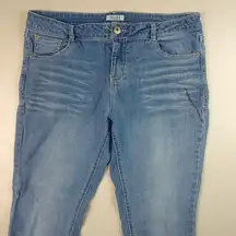 Mudd 15 34 Medium Wash Raw Hem Jeans Plus