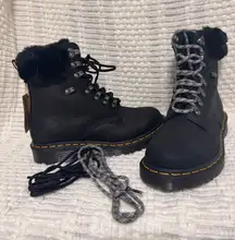 DR MARTENS Women 1460 SERENA COLLAR STREETER BOOT