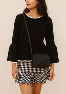 Calvin Klein Womens Black Flare Sleeve Round Neck Gauzy Blouse sz M Preppy Chic