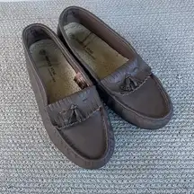 Vintage White Stag Brown Leather Tassel Loafers Size 7W
