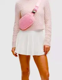 Lululemon Everywhere Belt Bag *Fleece Pink Tide/Silver