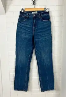 Abercrombie & Fitch  The ‘90s Straight Ultra High Rise Curve Love Jeans Size 4/27