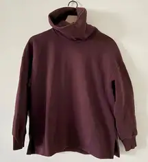 Banana Republic Turtleneck Long Sleeve Sweatshirt in Burgundy Size MP