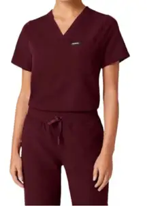FIGS Essential 1-Pocket Scrub Top in Burgundy Size XS