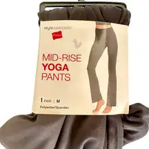 Hanes Mid-Rise Yoga Pants 1 Pair Medium - NEW