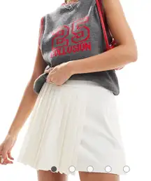 NWT Abercrombie & Fitch Mini Pleated Skort Cream Small. Tennis Coquette Preppy