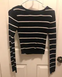 Cropped Sweater 