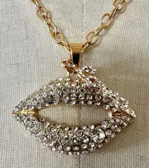 Rhinestone lips and love charm pendant necklace