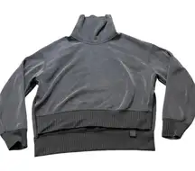 Lululemon Size 2 Softstreme‎ Turtleneck Pullover Sweatshirt Activewear Womens