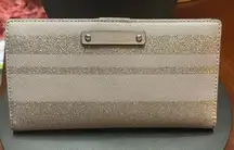 Kate Spade♠️New York Designer Sparkly Glitter Purple/Lavender Bifold zip Wallet