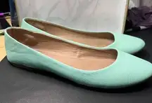 Women's DANZEY Mint Green Ballet Flats Size 10 Great Condition