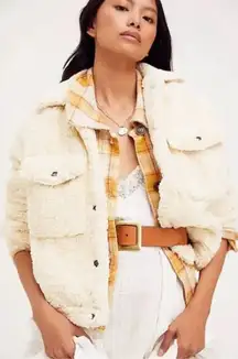 We The Free Teddy Swing Jacket Ivory Size M‎ Cropped Button Front Cozy Casual