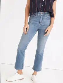 MADEWELL Cali Demi-Boot Jeans in Dorrance Wash:‎ Kick Out Crop