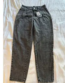 NWT Who What Wear Target High Waisted Tapered Pants Jeans Acid Wash Women's Sz 2
