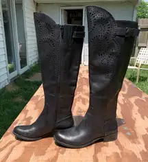 Perforated leather tall‎ boots - Gianni Bini zipper fall trendy black size 6