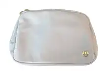 Lululemon Everywhere Belt Bag Large Light Purple Gold Hardware Adjustable NWT