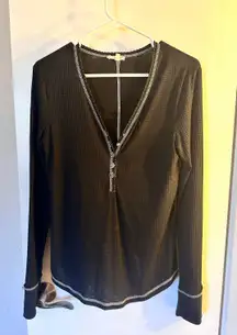 Buckle Black Long Sleeve