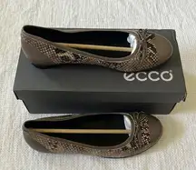 Ecco Womens Work Snakeskin Bow Ballerina Flat Shoes size 10-10.5