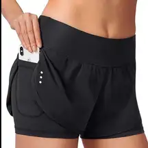 NWT Soothfeel Women’s 2 in 1 Running Shorts With Spandex