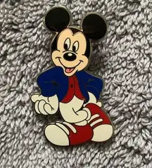 Disney Official  Mickey Mouse Trading Pin