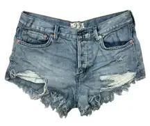 Free People We The Free Blue Medium Wash Distressed High Rise Jean Short Size 27